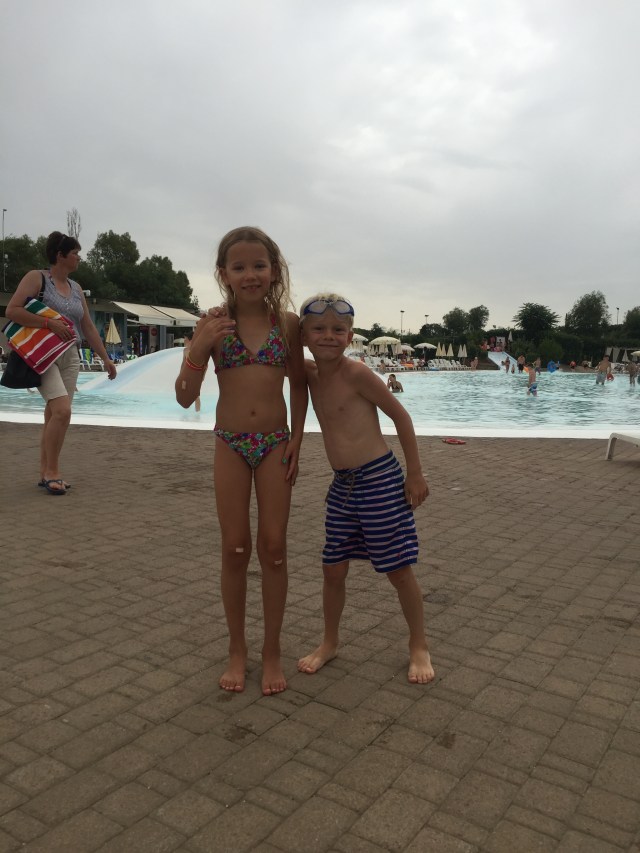 HUn var dog hurtigt på benene igen