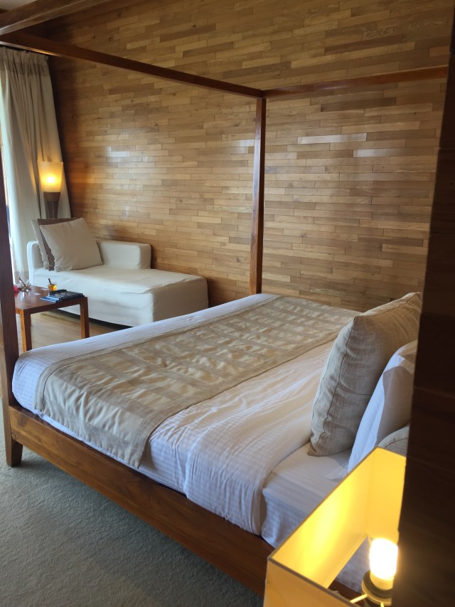 0481AB05-80FC-465A-A4C1-584EE499EB46