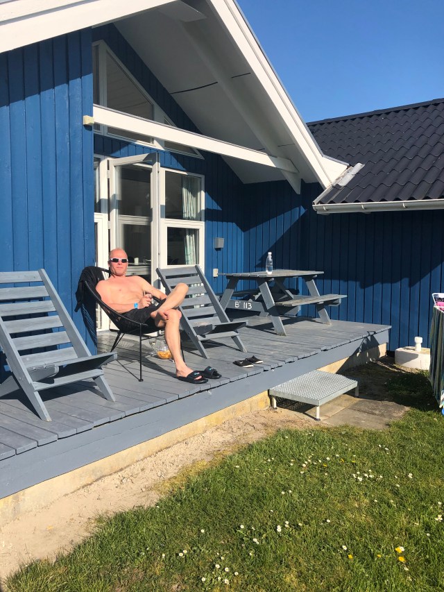 54B2EFEE-441C-48AA-8484-47BD56AFAC71